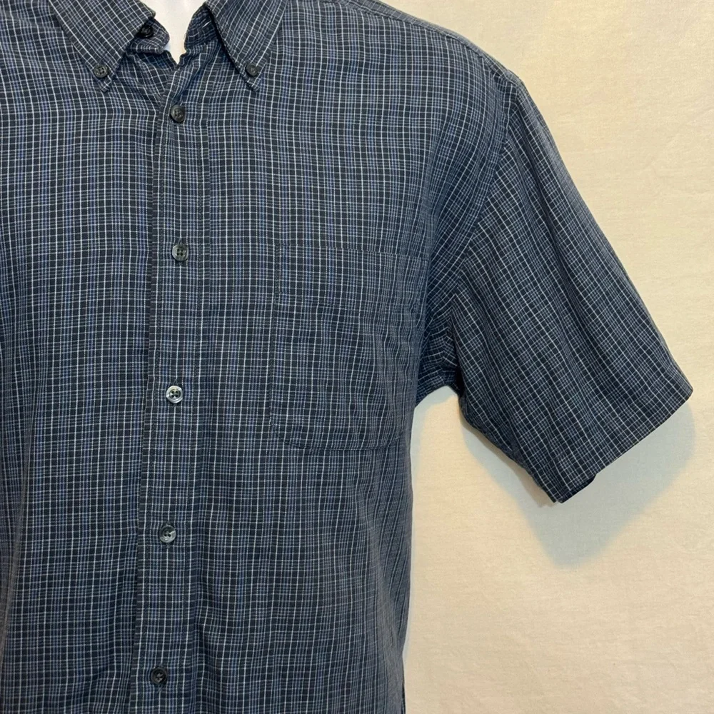 C-161 Men’s Dockers Blue & Black Plaid Short Sleeve Casual Button Down‎ Shirt